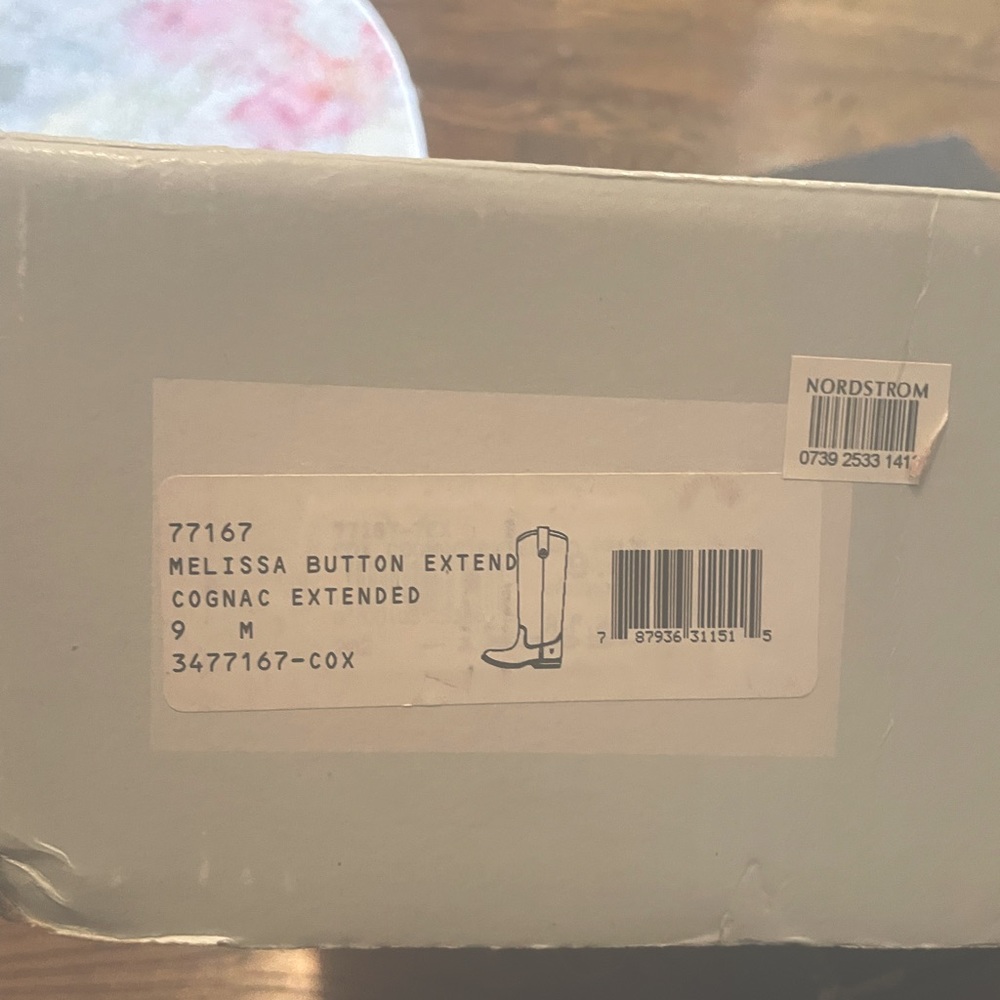 Ladies Frye Boots Melissa  Button Cognac Extended 9M - Picture 2 of 2